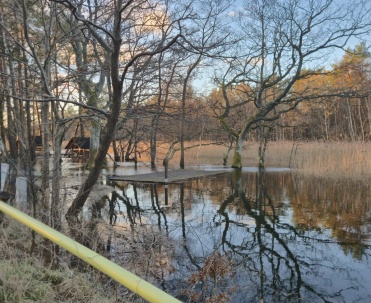 Piaśnica zalewa tereny &ndash; wylew rzeki